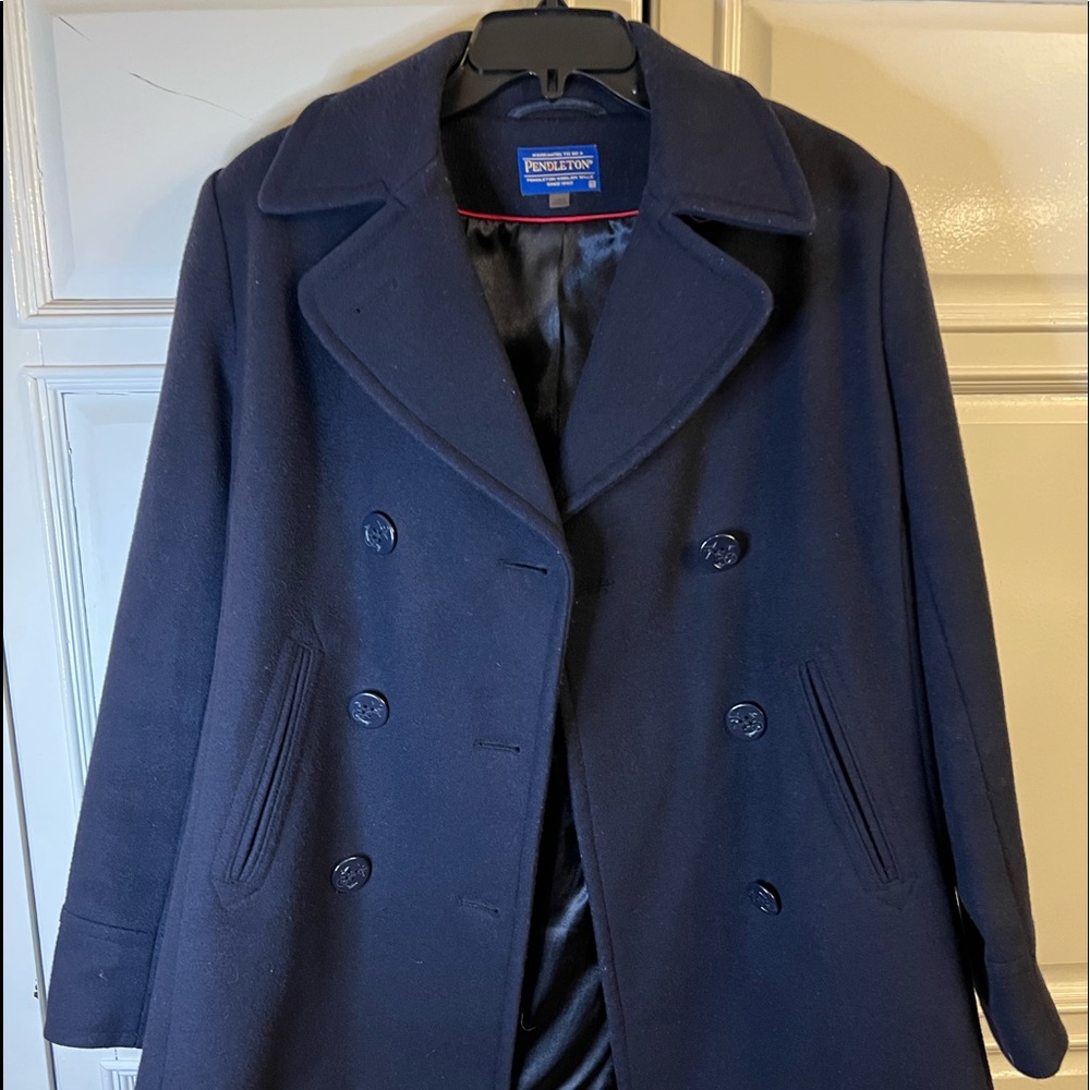 Pendleton Woman’s Jacket! - image 3